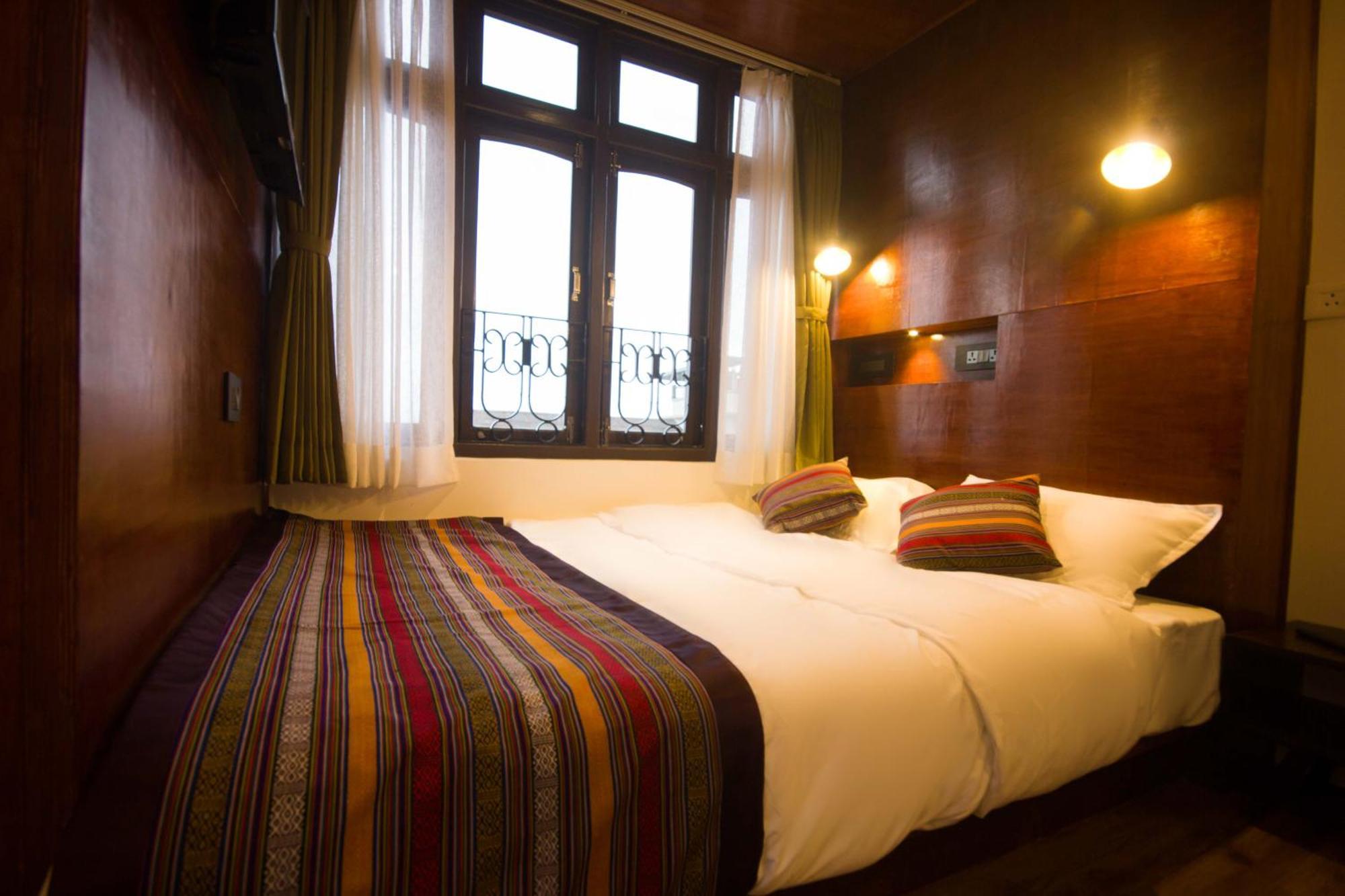 Bumblebee Bed & Breakfast กังต็อก ภายนอก รูปภาพ